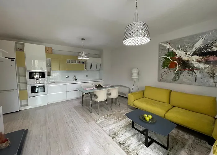 Lake Apartment Tirana